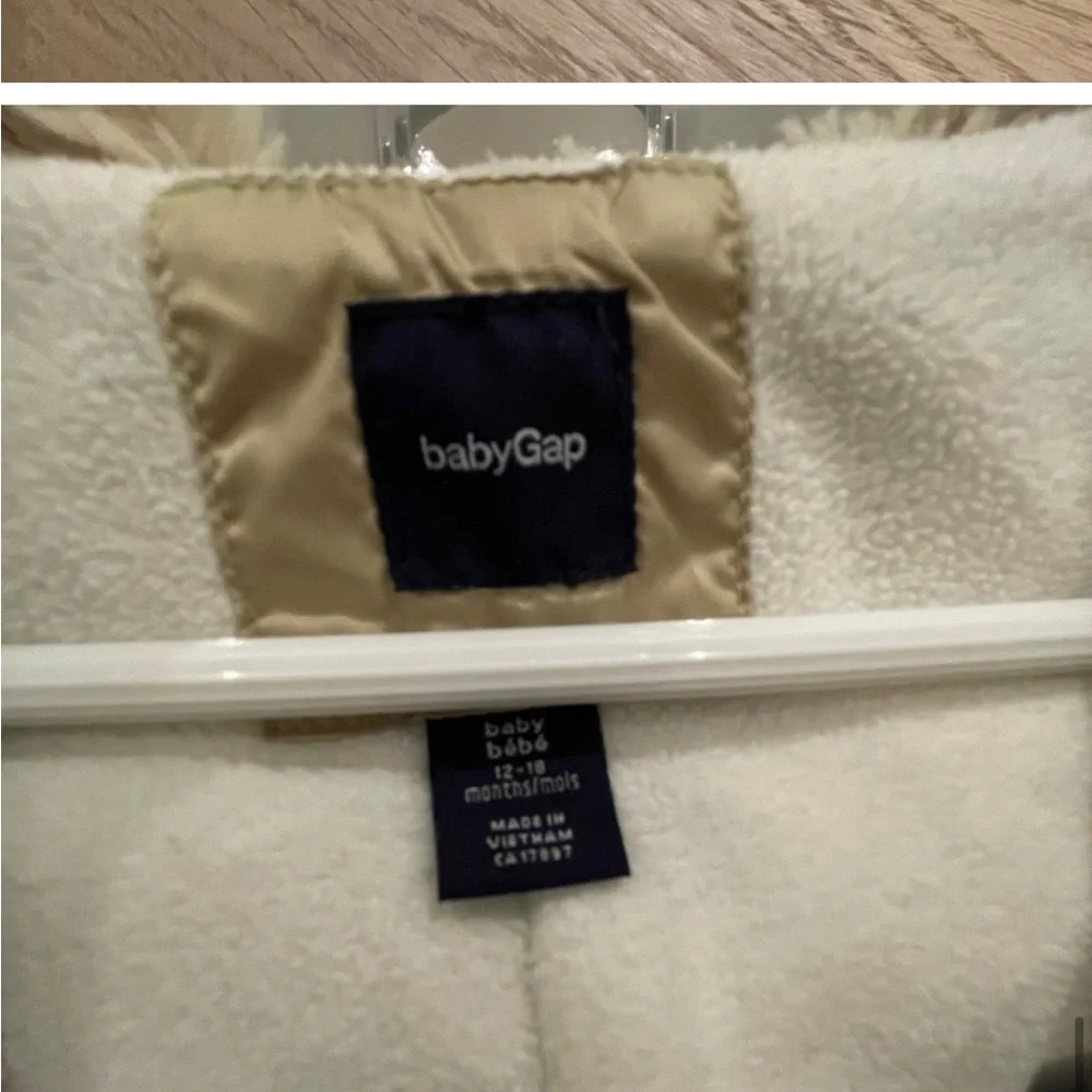 ❄️ Gap Snowsuit - Picture 3 of 5